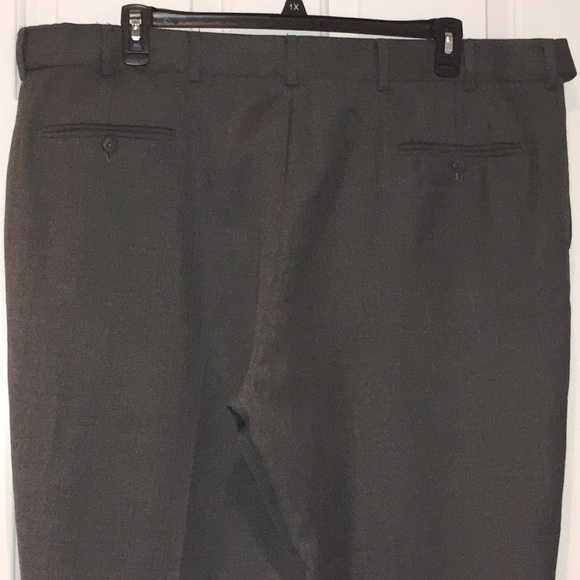 Stafford Men’s Dress pants color Gray - Picture 5 of 8